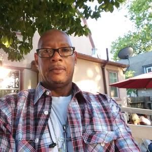 Meet your Posher, Joel